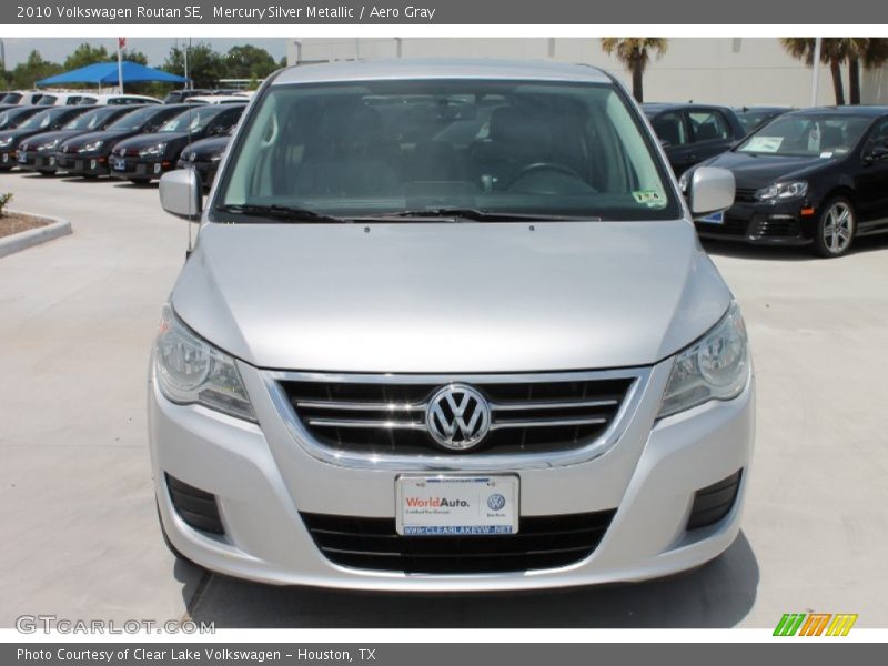 Mercury Silver Metallic / Aero Gray 2010 Volkswagen Routan SE
