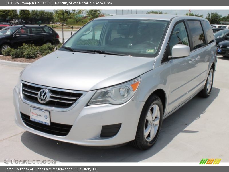Mercury Silver Metallic / Aero Gray 2010 Volkswagen Routan SE
