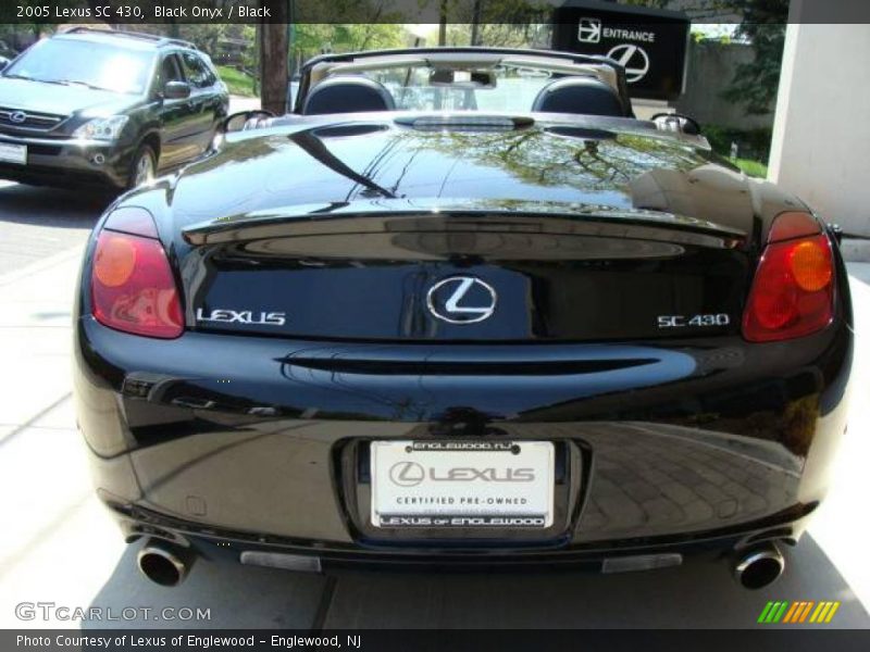 Black Onyx / Black 2005 Lexus SC 430