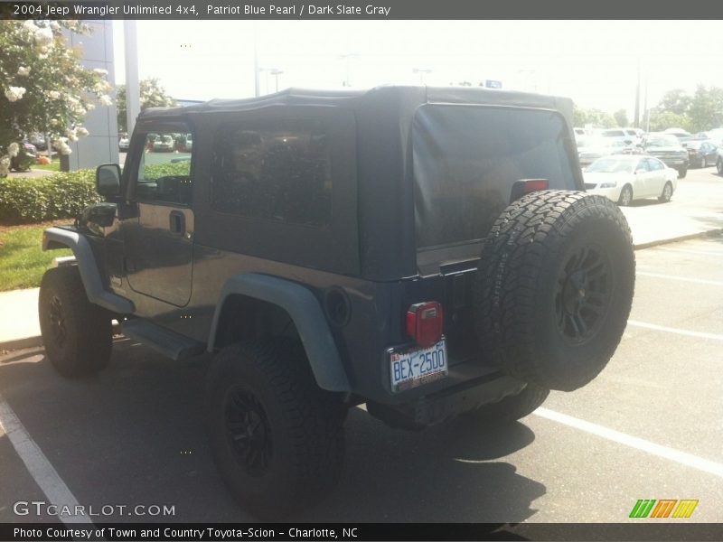 Patriot Blue Pearl / Dark Slate Gray 2004 Jeep Wrangler Unlimited 4x4