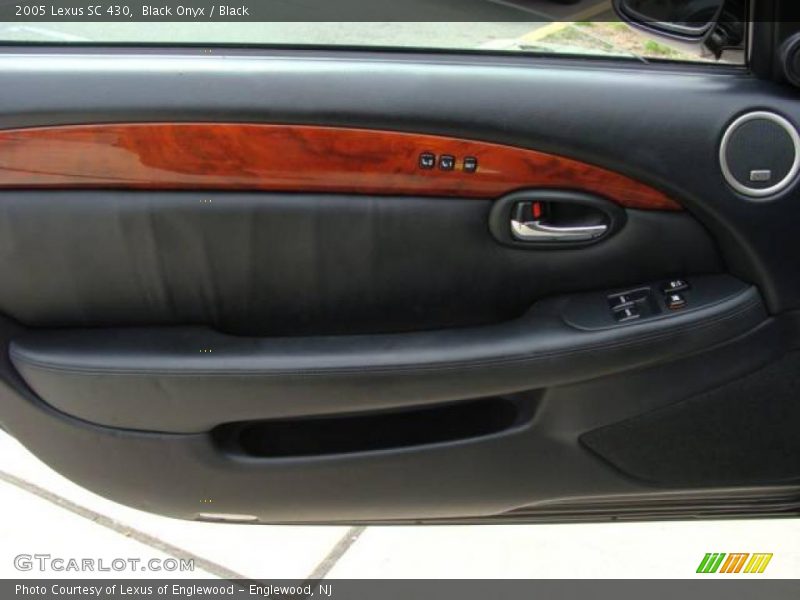 Black Onyx / Black 2005 Lexus SC 430