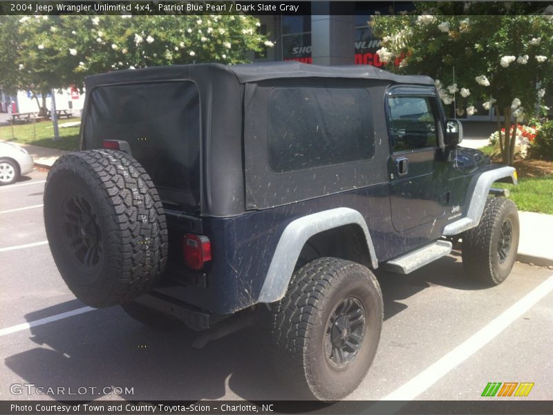 Patriot Blue Pearl / Dark Slate Gray 2004 Jeep Wrangler Unlimited 4x4