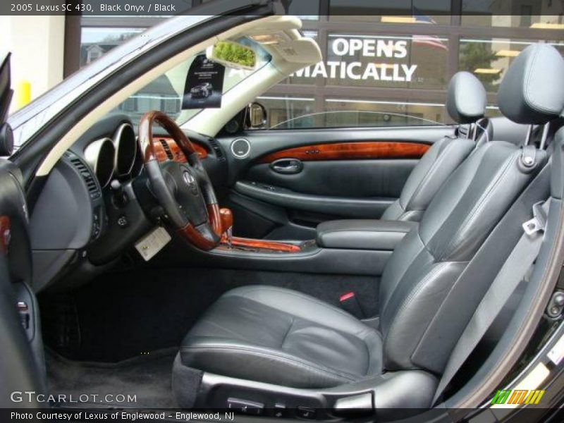 Black Onyx / Black 2005 Lexus SC 430