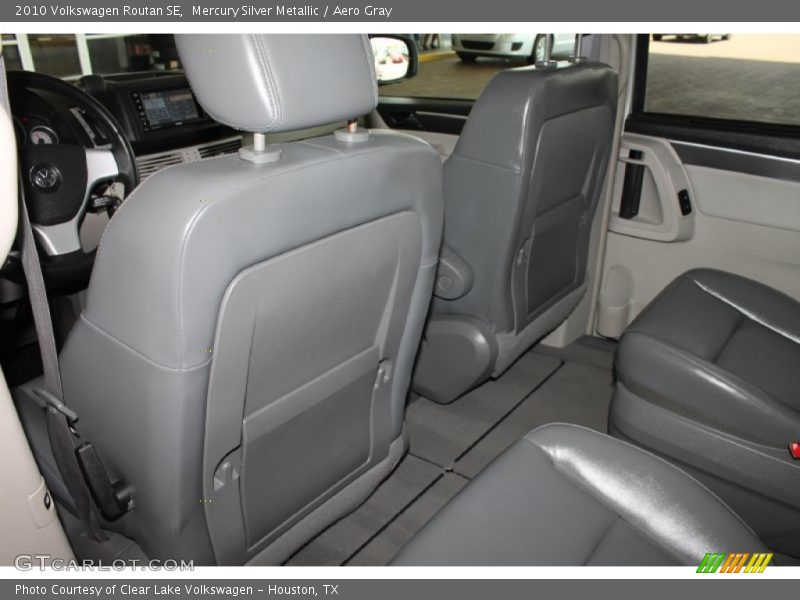 Mercury Silver Metallic / Aero Gray 2010 Volkswagen Routan SE