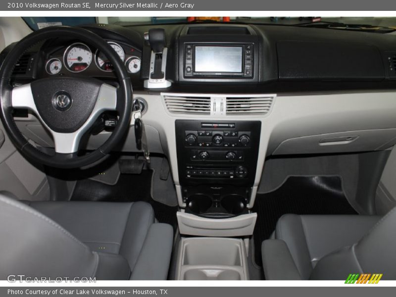 Mercury Silver Metallic / Aero Gray 2010 Volkswagen Routan SE