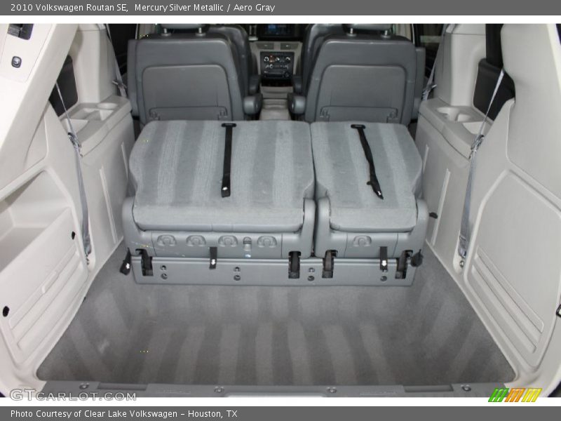 Mercury Silver Metallic / Aero Gray 2010 Volkswagen Routan SE