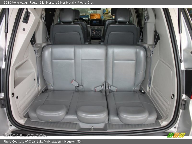 Mercury Silver Metallic / Aero Gray 2010 Volkswagen Routan SE
