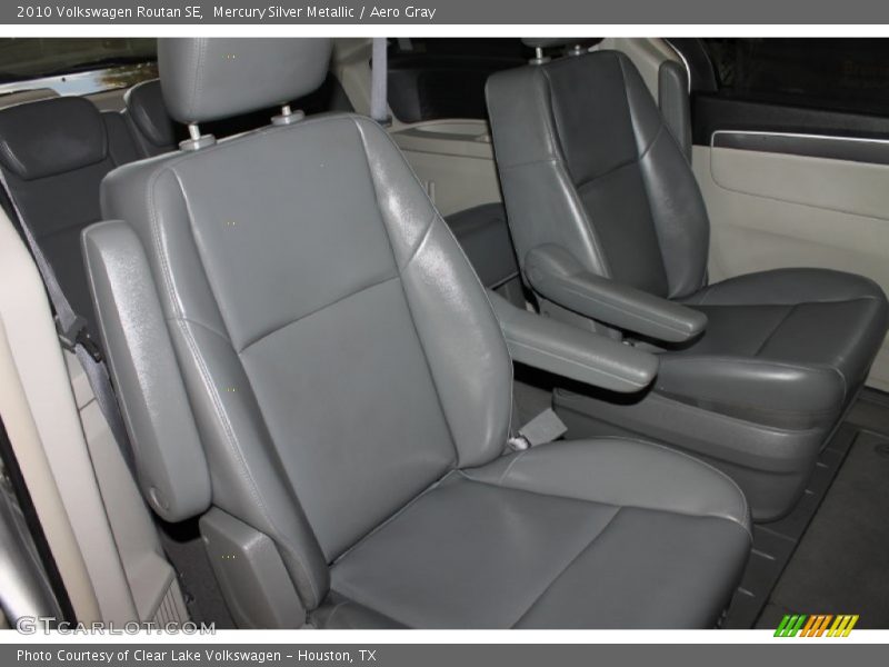 Mercury Silver Metallic / Aero Gray 2010 Volkswagen Routan SE