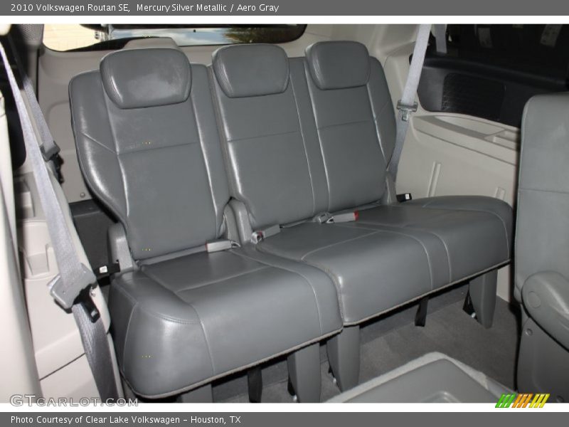 Mercury Silver Metallic / Aero Gray 2010 Volkswagen Routan SE