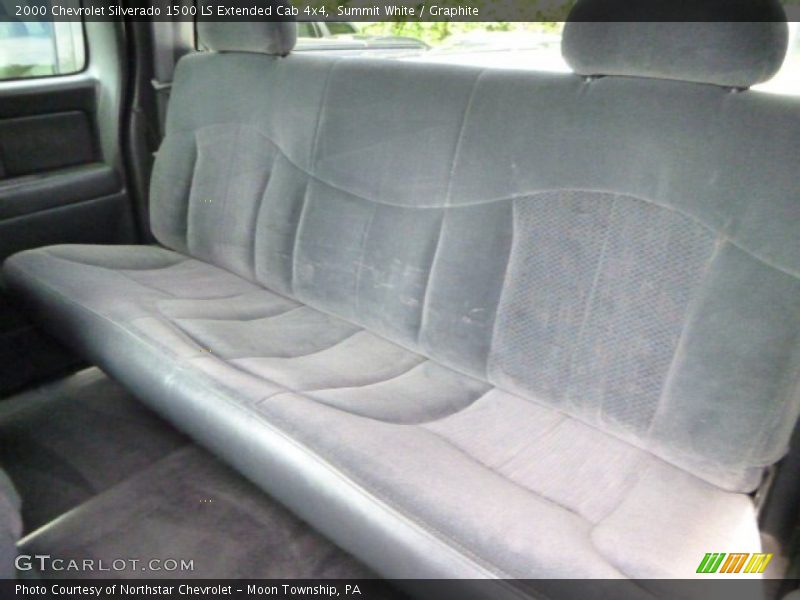 Rear Seat of 2000 Silverado 1500 LS Extended Cab 4x4