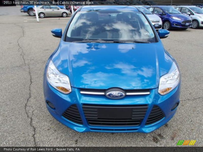 Blue Candy / Charcoal Black 2013 Ford Focus SE Hatchback