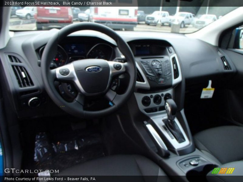 Blue Candy / Charcoal Black 2013 Ford Focus SE Hatchback