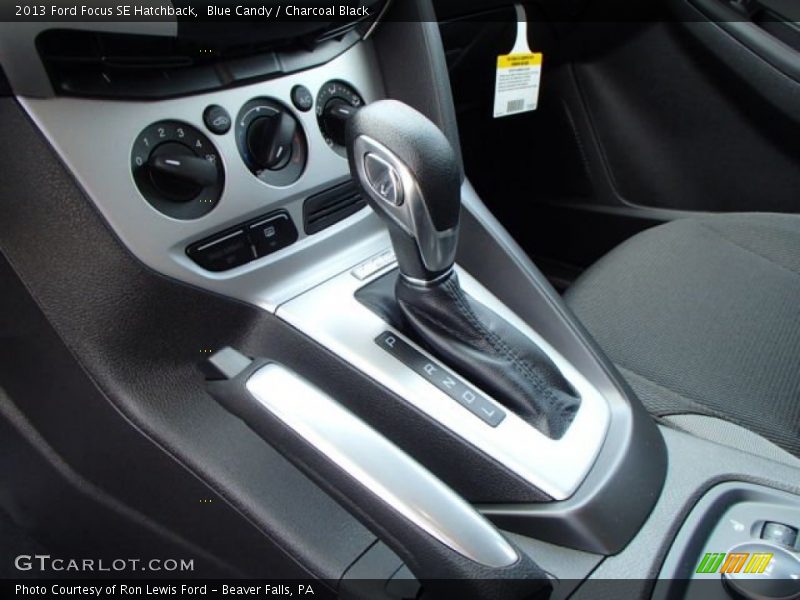 Blue Candy / Charcoal Black 2013 Ford Focus SE Hatchback