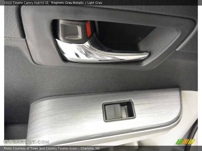 Magnetic Gray Metallic / Light Gray 2013 Toyota Camry Hybrid LE