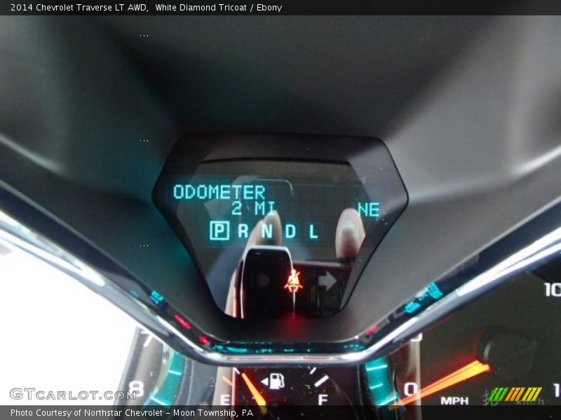 White Diamond Tricoat / Ebony 2014 Chevrolet Traverse LT AWD
