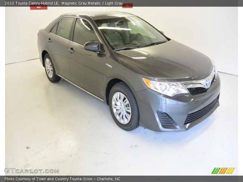 Magnetic Gray Metallic / Light Gray 2013 Toyota Camry Hybrid LE