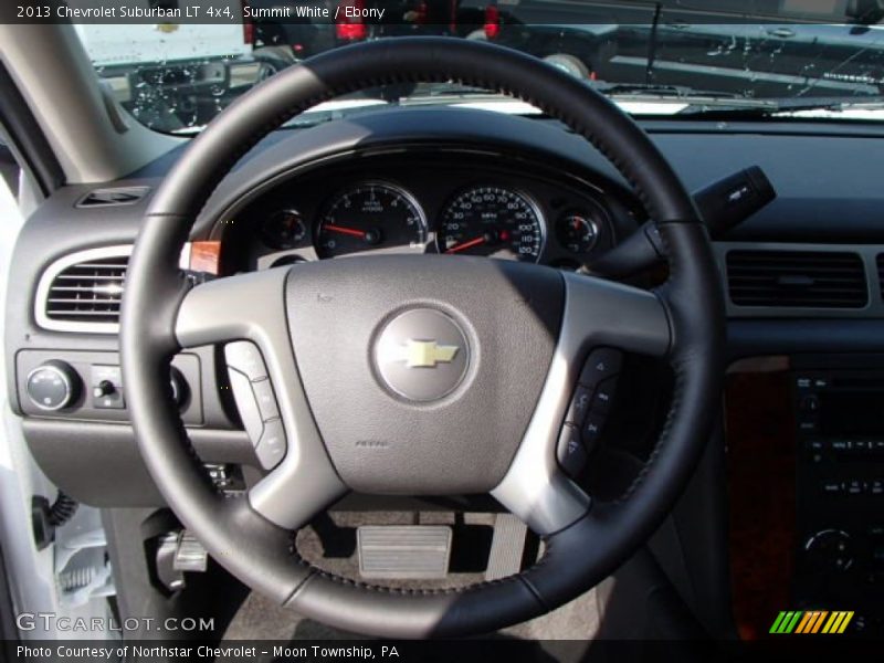Summit White / Ebony 2013 Chevrolet Suburban LT 4x4