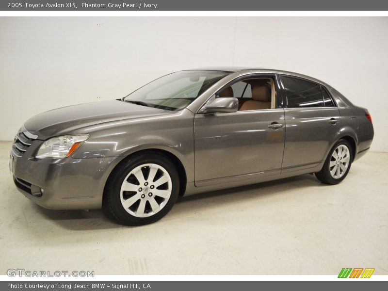 Phantom Gray Pearl / Ivory 2005 Toyota Avalon XLS