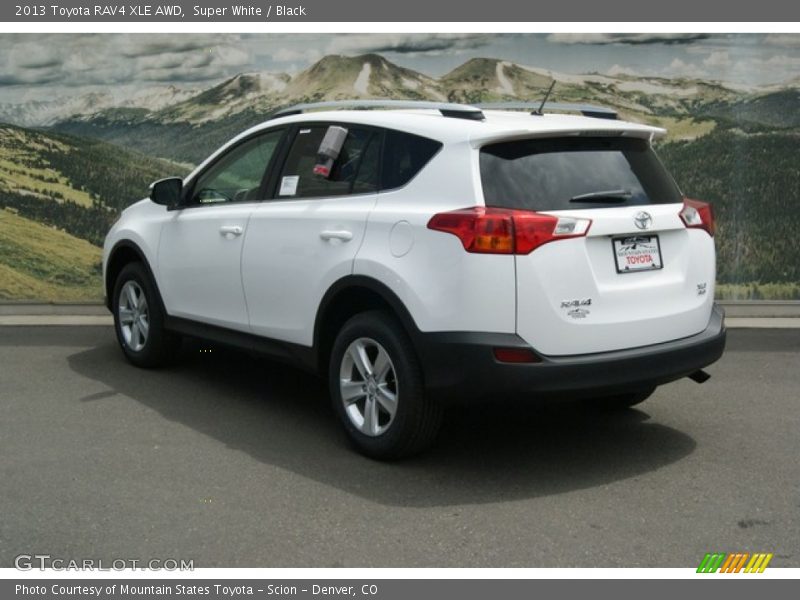 Super White / Black 2013 Toyota RAV4 XLE AWD