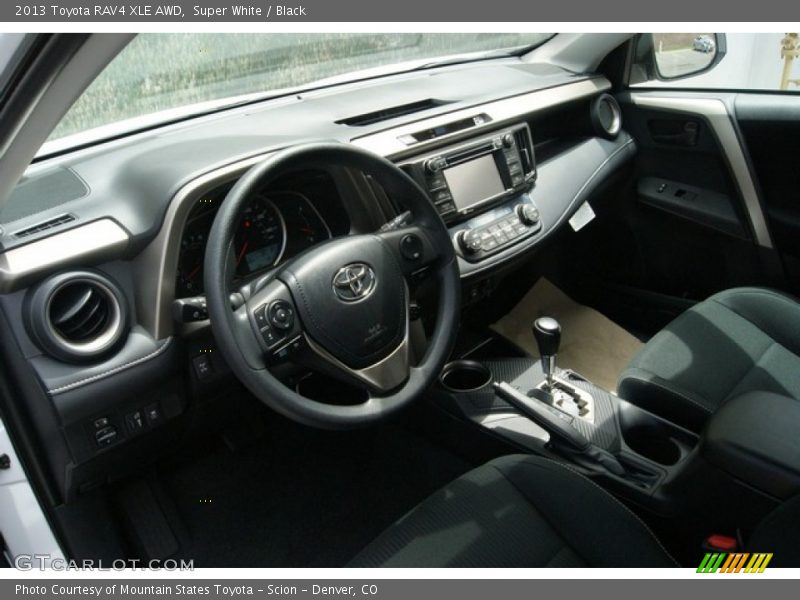 Super White / Black 2013 Toyota RAV4 XLE AWD