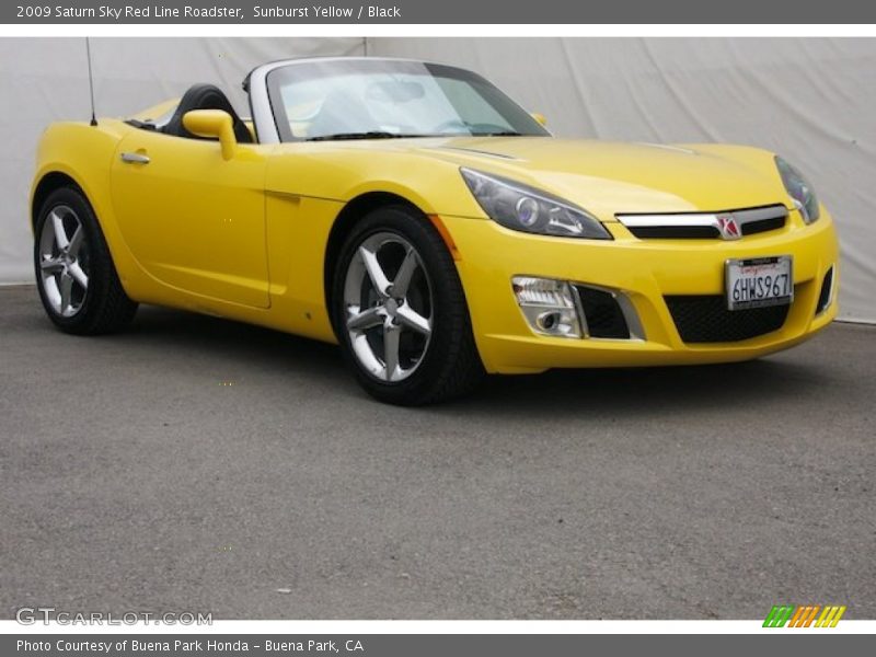 Sunburst Yellow / Black 2009 Saturn Sky Red Line Roadster