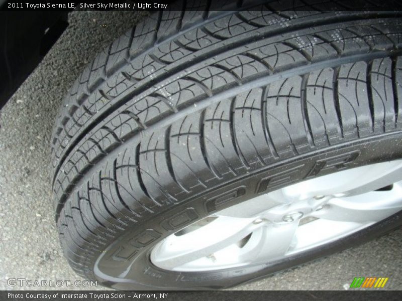 Silver Sky Metallic / Light Gray 2011 Toyota Sienna LE