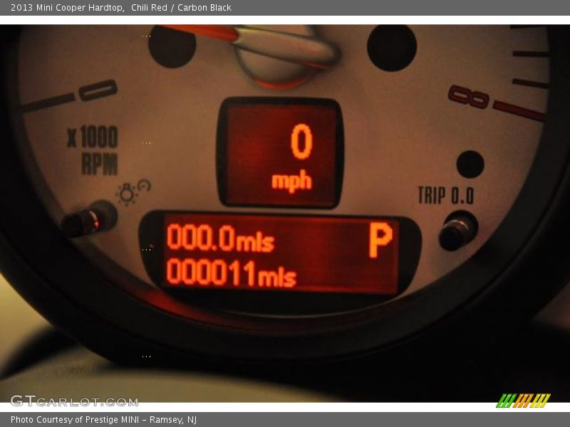 Chili Red / Carbon Black 2013 Mini Cooper Hardtop