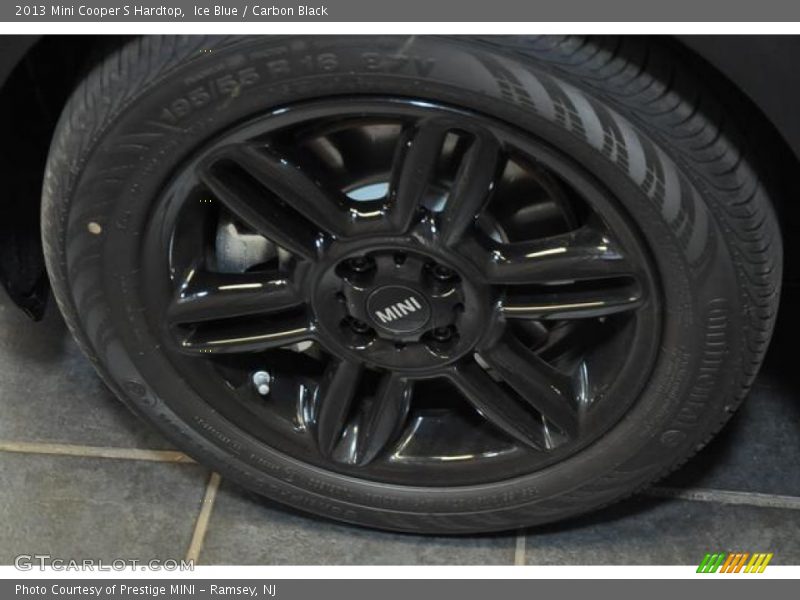 Ice Blue / Carbon Black 2013 Mini Cooper S Hardtop