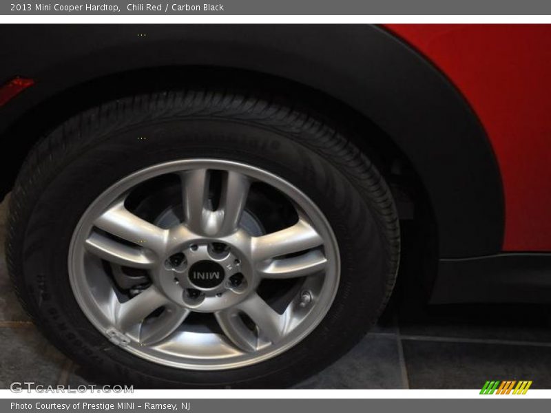Chili Red / Carbon Black 2013 Mini Cooper Hardtop