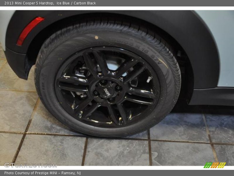Ice Blue / Carbon Black 2013 Mini Cooper S Hardtop