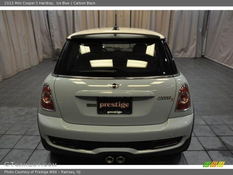 Ice Blue / Carbon Black 2013 Mini Cooper S Hardtop