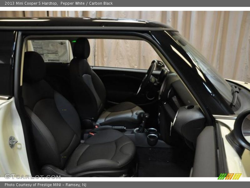 Pepper White / Carbon Black 2013 Mini Cooper S Hardtop