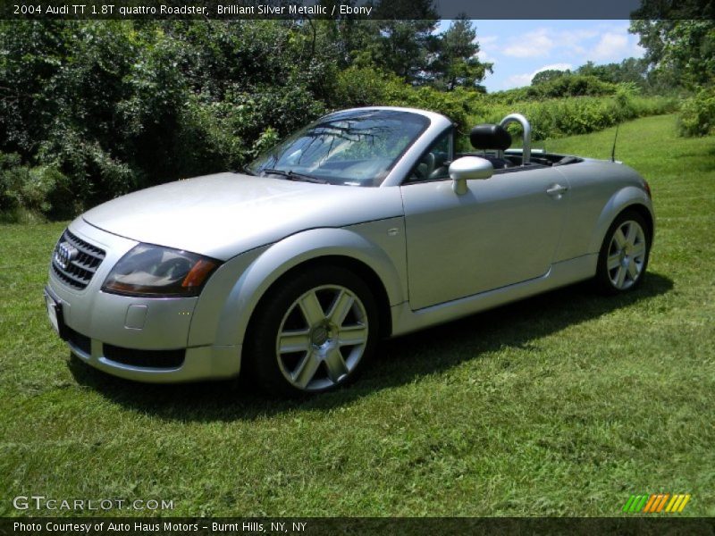 Front 3/4 View of 2004 TT 1.8T quattro Roadster