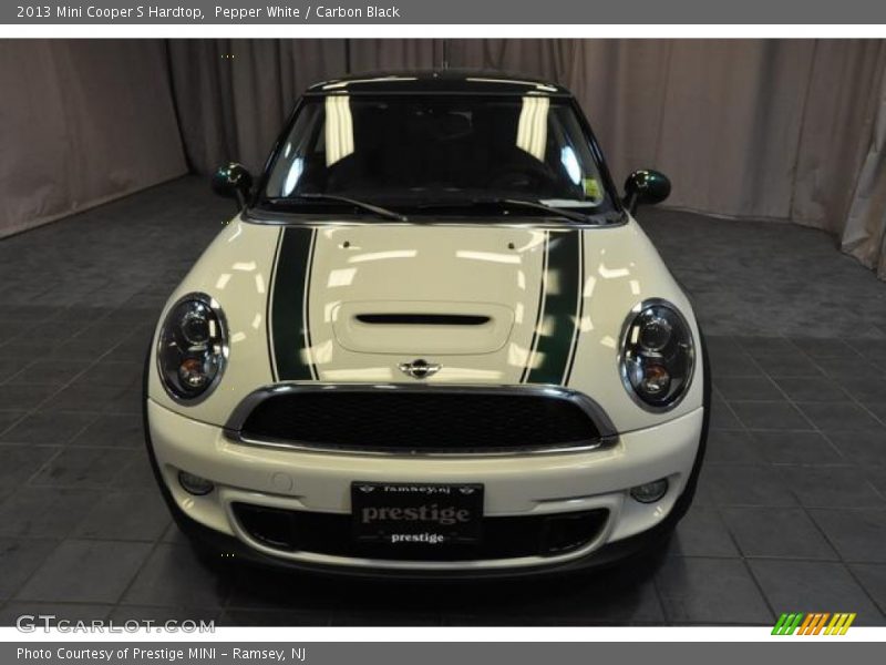 Pepper White / Carbon Black 2013 Mini Cooper S Hardtop