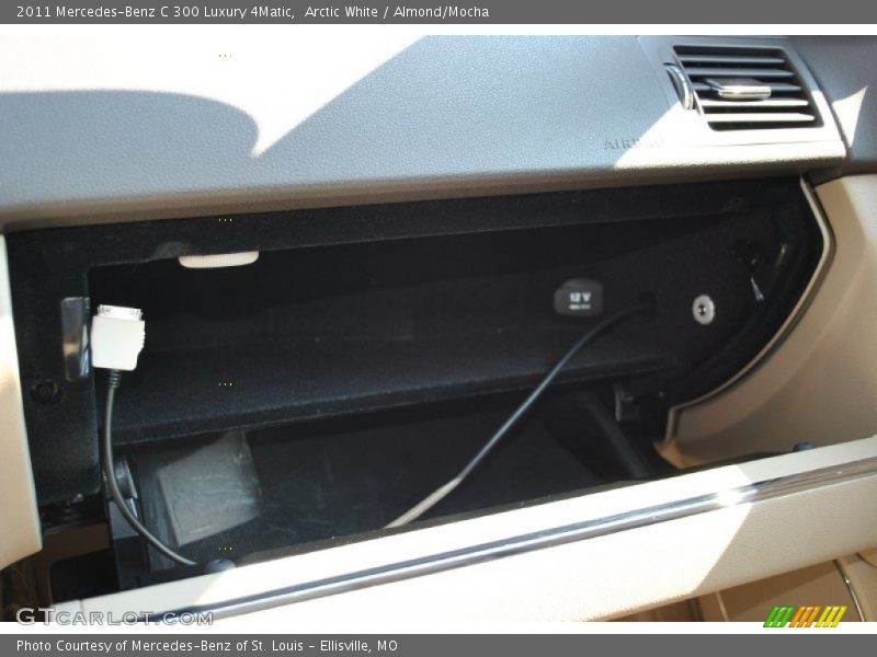 Arctic White / Almond/Mocha 2011 Mercedes-Benz C 300 Luxury 4Matic