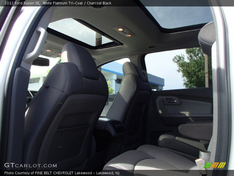 White Platinum Tri-Coat / Charcoal Black 2012 Ford Fusion SE