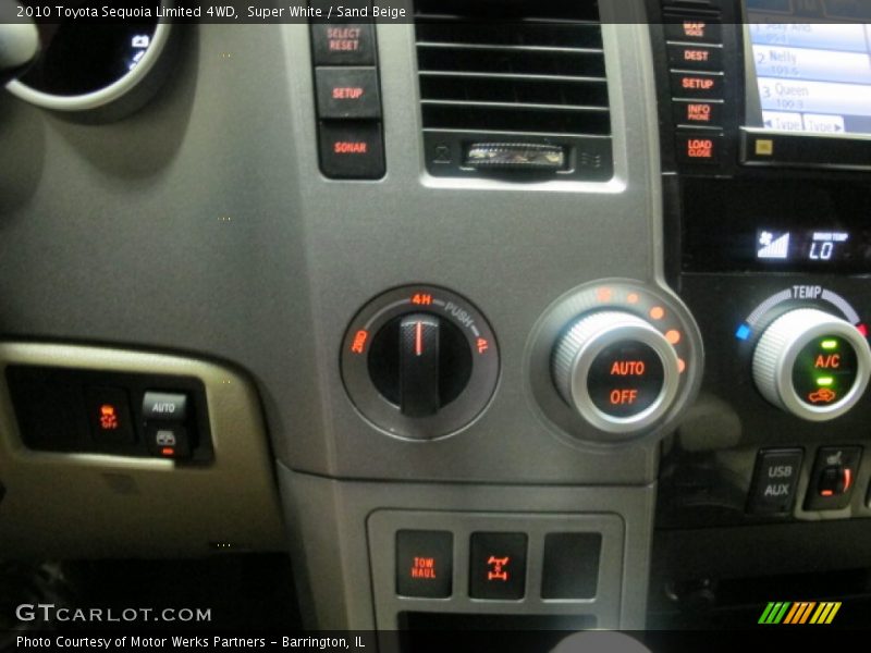 Super White / Sand Beige 2010 Toyota Sequoia Limited 4WD