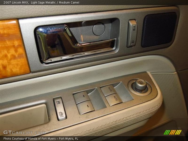 Light Sage Metallic / Medium Camel 2007 Lincoln MKX