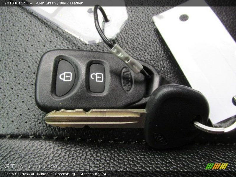 Alien Green / Black Leather 2010 Kia Soul +