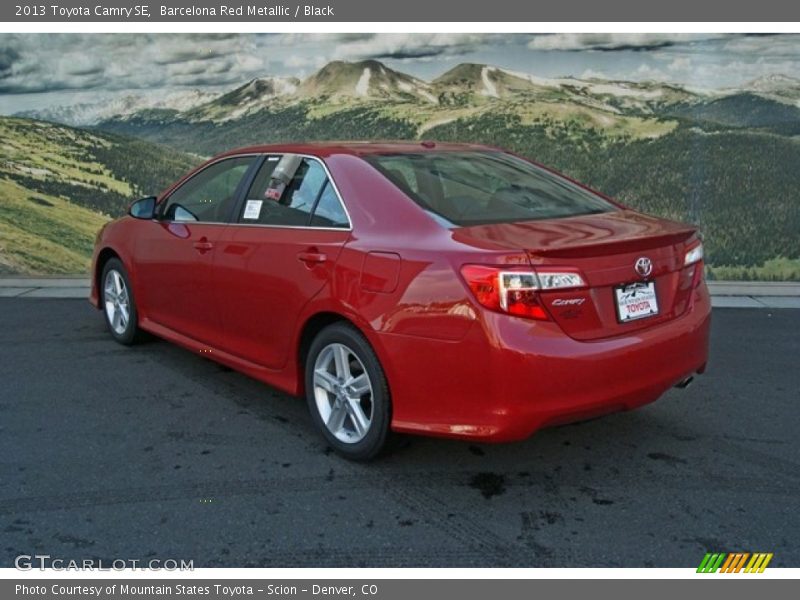 Barcelona Red Metallic / Black 2013 Toyota Camry SE