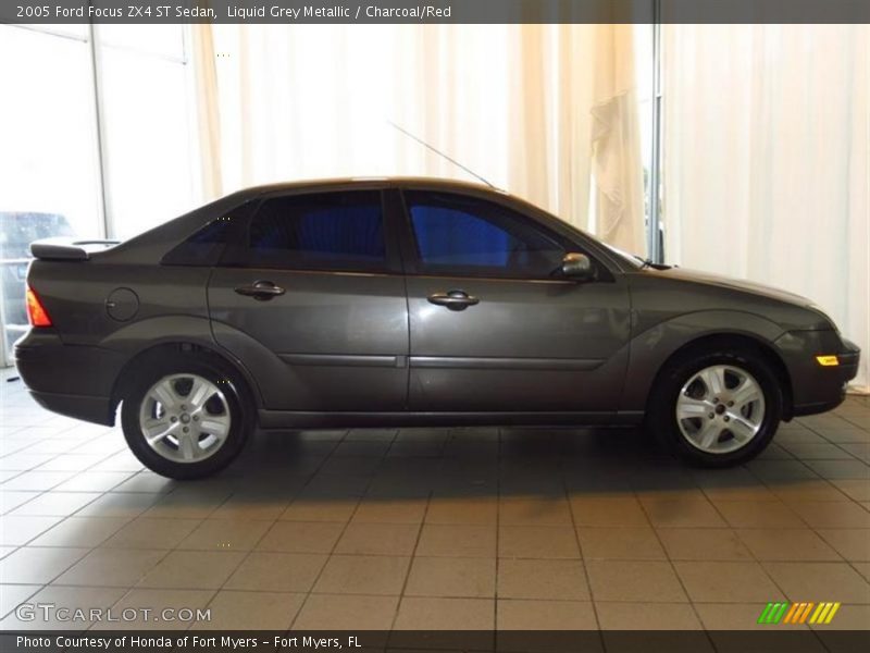 Liquid Grey Metallic / Charcoal/Red 2005 Ford Focus ZX4 ST Sedan