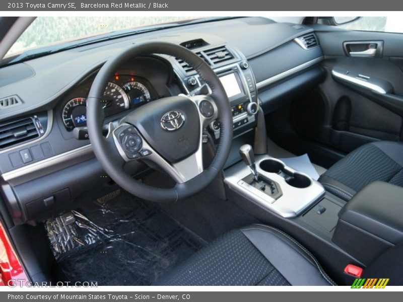 Barcelona Red Metallic / Black 2013 Toyota Camry SE