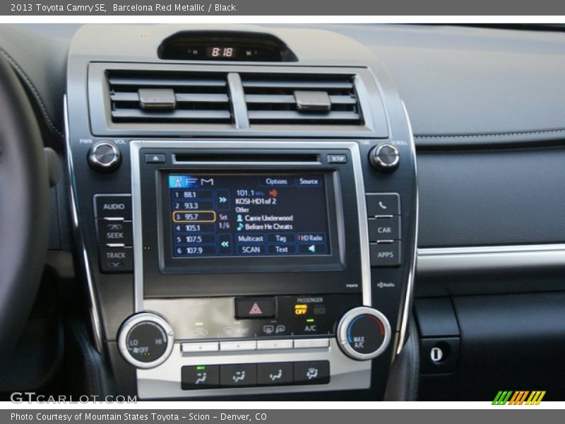 Barcelona Red Metallic / Black 2013 Toyota Camry SE