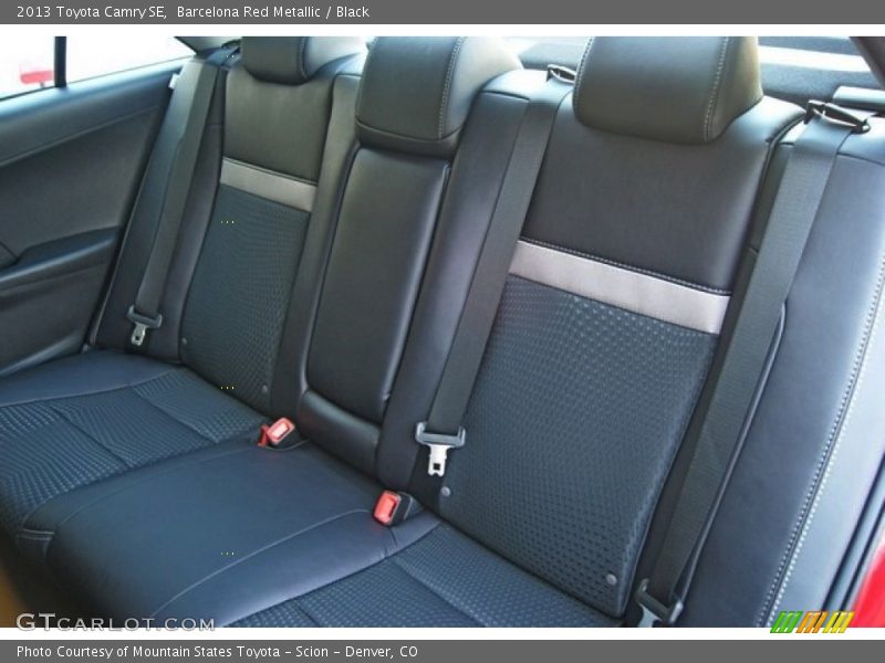 Barcelona Red Metallic / Black 2013 Toyota Camry SE