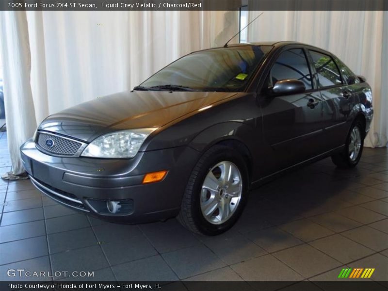 Liquid Grey Metallic / Charcoal/Red 2005 Ford Focus ZX4 ST Sedan