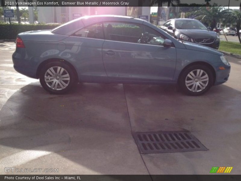Eismeer Blue Metallic / Moonrock Gray 2010 Volkswagen Eos Komfort