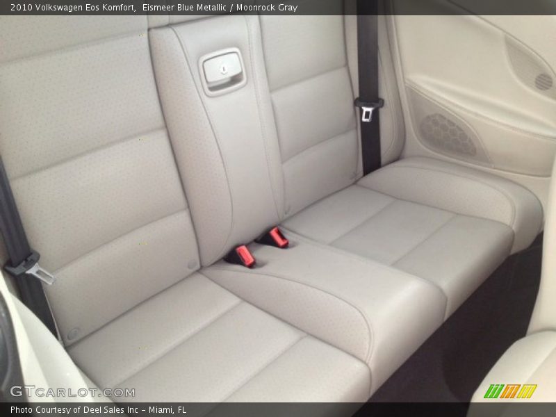 Eismeer Blue Metallic / Moonrock Gray 2010 Volkswagen Eos Komfort