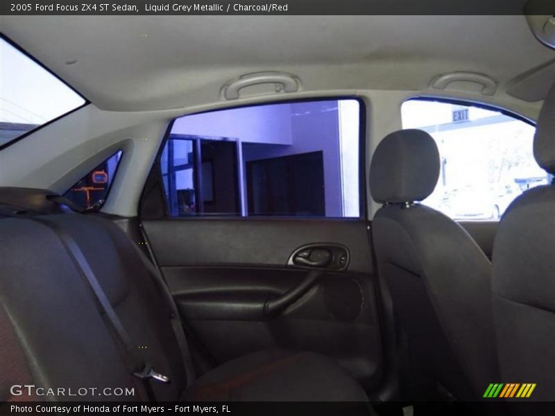Liquid Grey Metallic / Charcoal/Red 2005 Ford Focus ZX4 ST Sedan