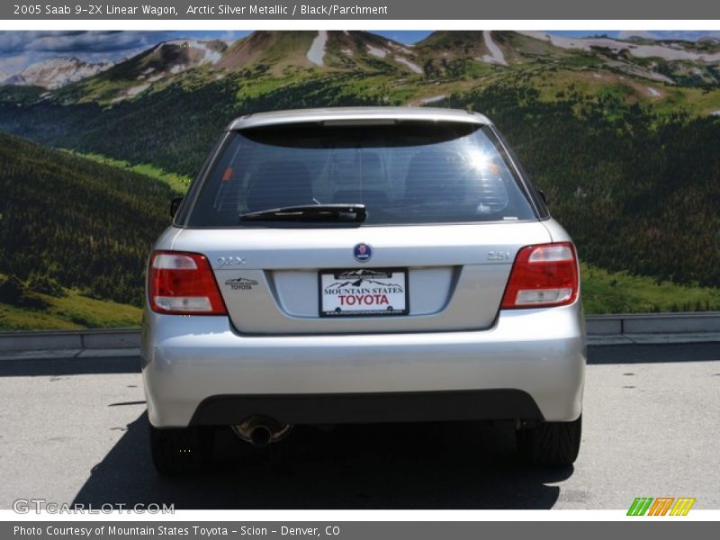 Arctic Silver Metallic / Black/Parchment 2005 Saab 9-2X Linear Wagon