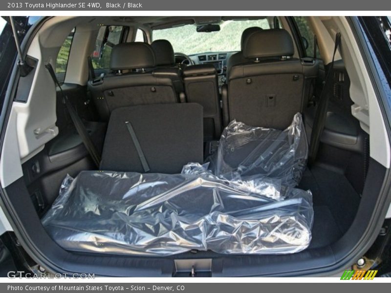 Black / Black 2013 Toyota Highlander SE 4WD